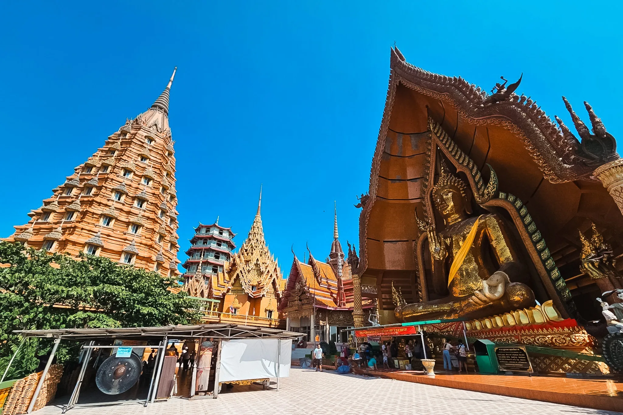 {"id":898,"name":"package-tours\/places\/81-2-67300ce0d860d4f3fb345813f6bb639d.webp","package_tours_places_id":81,"alt":"Wat Tham Suea","position":4,"cover":0,"status":1,"created_at":"2024-09-09T17:07:54.000000Z","updated_at":"2024-09-09T17:07:54.000000Z","deleted_at":null}