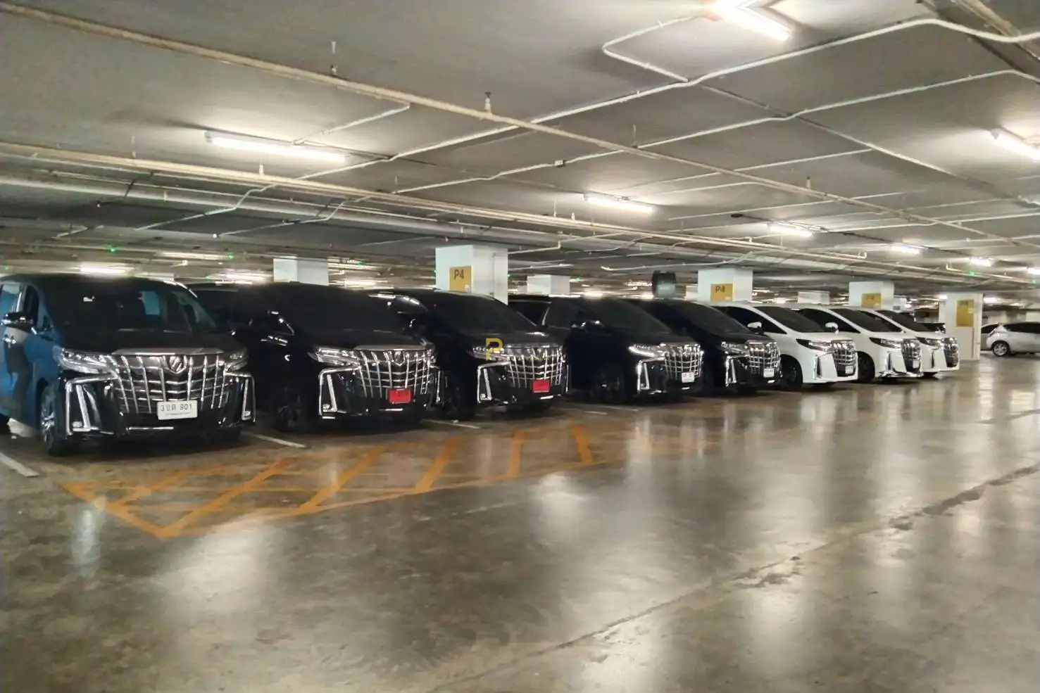 Toyota Alphard and Mercedes Benz E Class